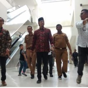 Wali Kota Bukittinggi Ikut Meriahkan Acara KIM Bersama Padagang Pasar Atas