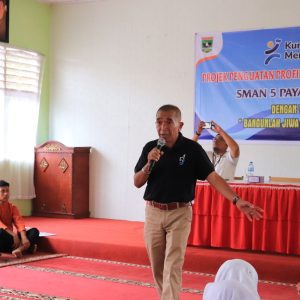 Kominfo Payakumbuh Jadi Nara Sumber Penguatan Profil Pelajar Pancasila (P5) di SMAN 5 Kota Payakumbuh