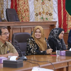 Eksekutif dan Legislatif Tanda Tangani Ranperda Perubahan Anggaran 2023