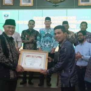 Pemko Payakumbuh Terima Penghargaan Atas Kinerja Dalam Penyelenggaraan Dan Penurunan Kemiskinan