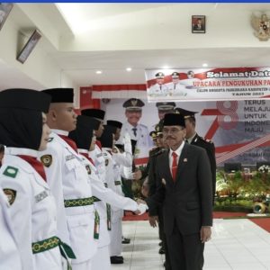 BUPATI LIMA PULUH KOTA KUKUHKAN 28 ANGGOTA PASKIBRA 2023