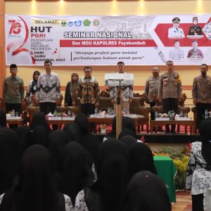 Pj.Walikota Payakumbuh Jasman Secara Resmi Membuka Seminar Nasional