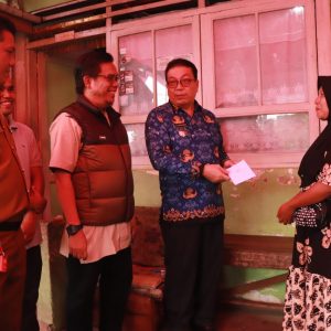 Pj Walikota Payakumbuh Jasman Bantu Korban Kebakaran di Kelurahan NDB