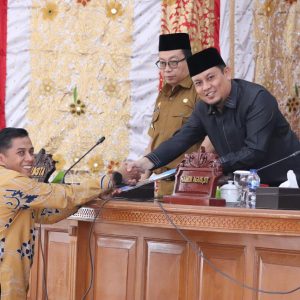 DPRD Payakumbuh Gelar Paripurna Penyampaian Pendapat Akhir fraksi Terhadap Ranperda Kota Payakumbuh