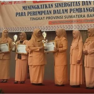 DWP Kota Bukittinggi Juara Satu E- Reporting, Berturut Turut yang Ke Lima Kalinya
