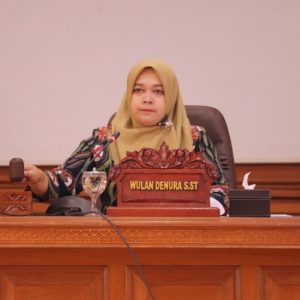 Wulan Denura Pimpin Rapat Paripurna DPRD Payakumbuh