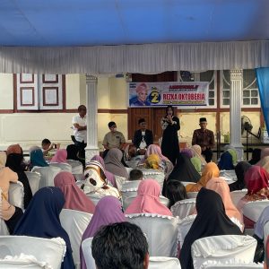 Rezka Oktoberia dan Tommy Purnama Bersilaturahmi dengan Puluhan Masyarakat Koto Nan Ompek