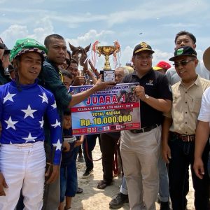 79 Ekor Kuda dari Berbagai Daerah Berpacu di Gelanggang Kubu Gadang Payakumbuh