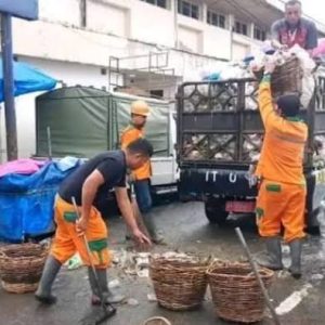 Wako Erman Safar Apresiasi Petugas Kebersihan Dalam Tangani Sampah Kota  Bukittinggi Selama 14 libur Lebaran