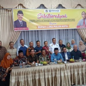 Usai Terbentuk Pengurus Baru, Peradi Payakumbuh Bersilaturahmi dengan Bupati Limapuluh Kota