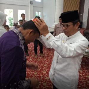 Pemko Bukittinggi Melepas Keberangakat 317 CJH Ke Tanah  Suci Makkah