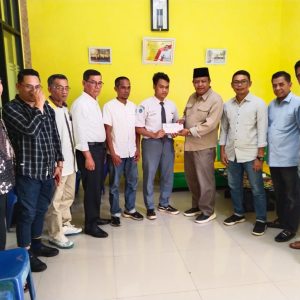 Lulus di ITB Lewat Jalur Undangan, YB. Dt. Parmato Alam Salurkan Bea Siswa