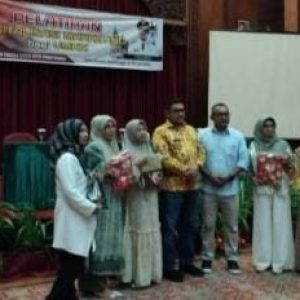 Sekdako Martias Wanto Membuka Pelatihan Digitalisasi Marketing Bagi UMKM di Bukittinggi