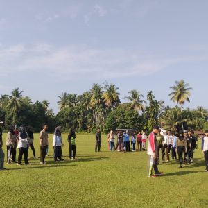 Babinsa Koramil 07/Pauh Kambar Latih PBB Paskibra Tingkat Kecamatan Nan Sabaris