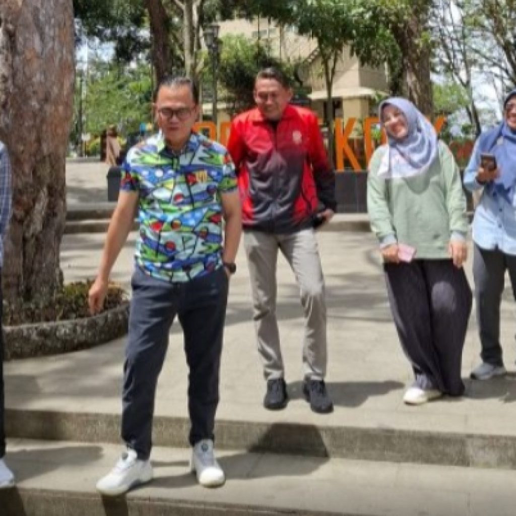 Tinjau Destinasi Wisata, Pjs Wali Kota, H. Hani Syopiar Rustam Minta Optimalkan Pemeliharaan