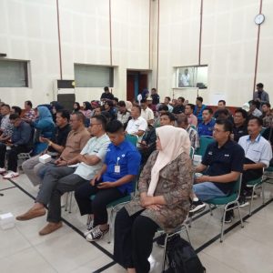 Kunjungi RRI Pekanbaru Diskominfo Bukittinggi Berserta Awak Media Lakukan Perjalanan Dinas