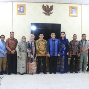 Wamen ATR/BPN dan Staf Khusus Kementrian ATR/BPN, Rezka Oktoberia  Kunjungi Rumah Dinas Wali Kota Payakumbuh