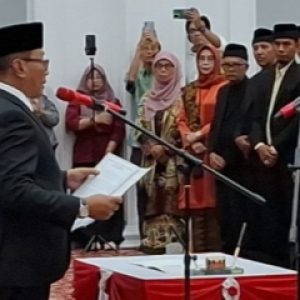 Rismal Hadi Jabat Sekda Kota Bukittinggi