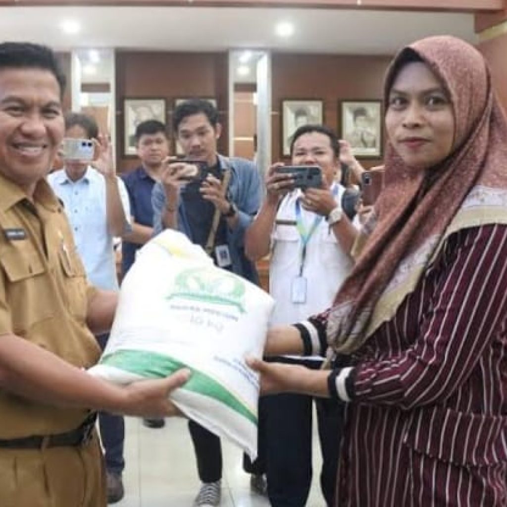 4.937 KPM Menerima Bantuan Beras Pusat Telah Disalurkan Pemko Bukittinggi