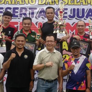 Wali Kota Payakumbuh Zulmaeta Resmi Menutup Kejuaraan Tenis Meja 2025.