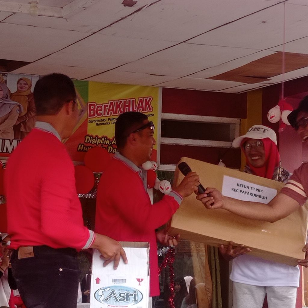 Simalanggang Semarakkan HUT RI ke-80, Ribuan Warga Kecamatan Payakumbuh Bersatu di Jalan Santai Dan Upacara.