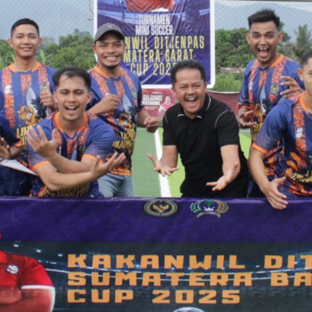 Lapas Tanjung Pati di Payakumbuh Raih Juara III Turnamen Mini Soccer Kakanwil Ditjenpas Sumbar Cup 2025.