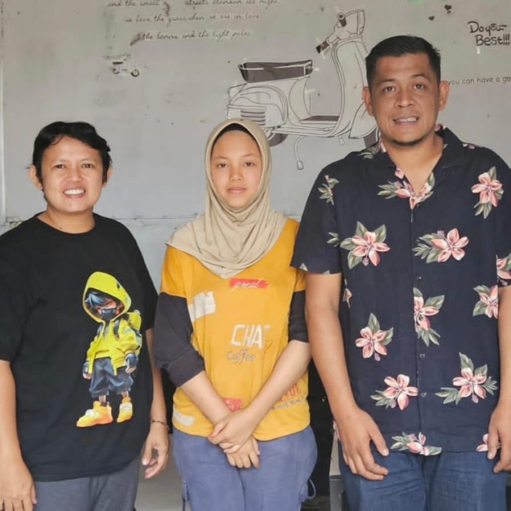 Zahira, Siswi Berprestasi SMPN 1 Situjuah Perjuangkan Ibunya dari Deportasi.