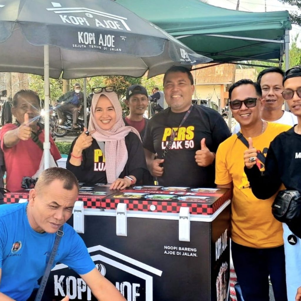 Kopi Ajo Dukung Balai Wartawan Luak 50, Sediakan Kopi Gratis di Kegiatan Galang Bantuan Pedagang Pasar Payakumbuh