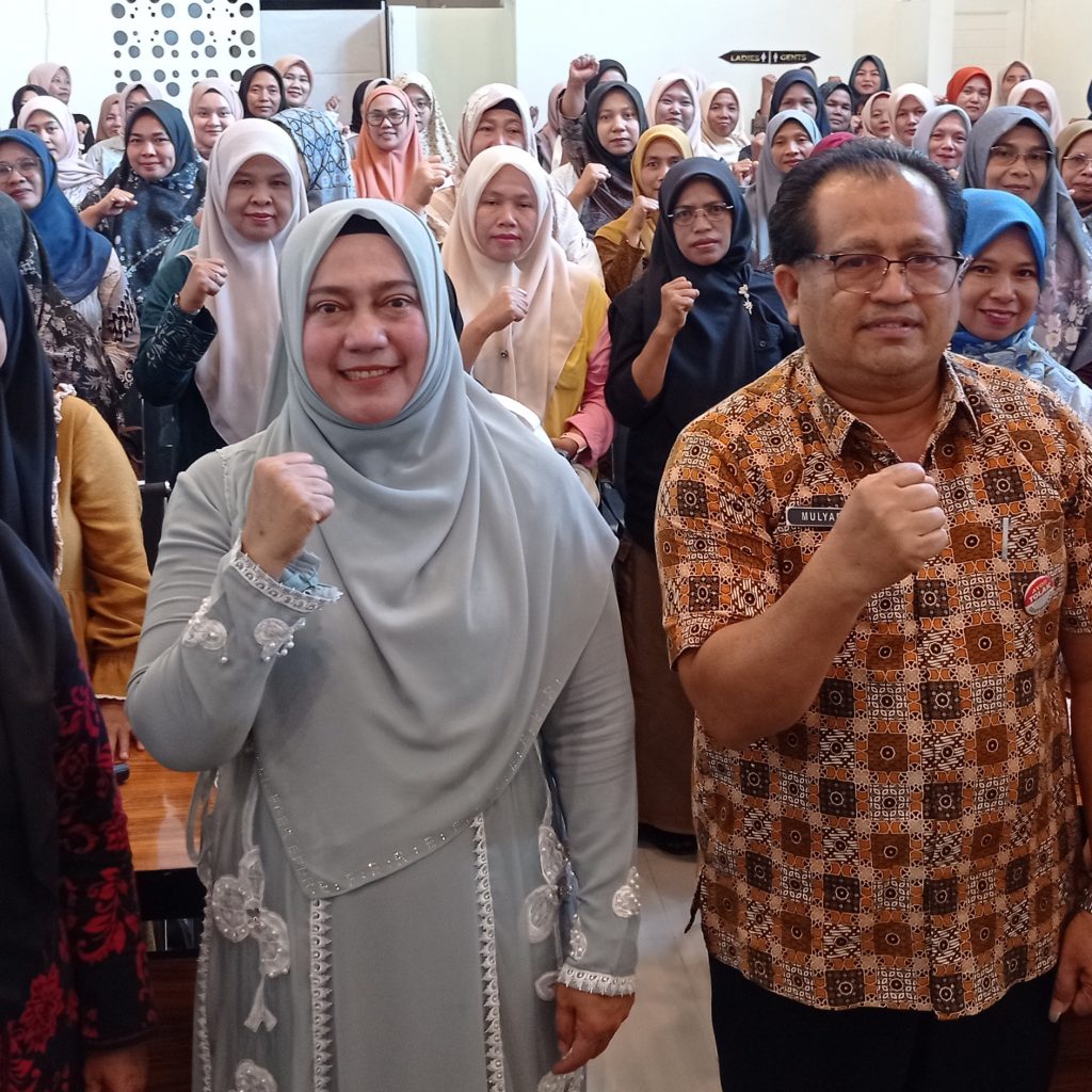 DP3AP2KB Provinsi Sumatera Barat Gelar Bimtek Peningkatan Partisipasi Politik Perempuan di Payakumbuh.