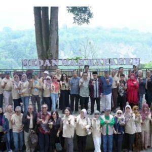 Wawako Bukittinggi Sambut Guru Besar PTNBH se-Indonesia Kenalkan Kota Bukittinggi 