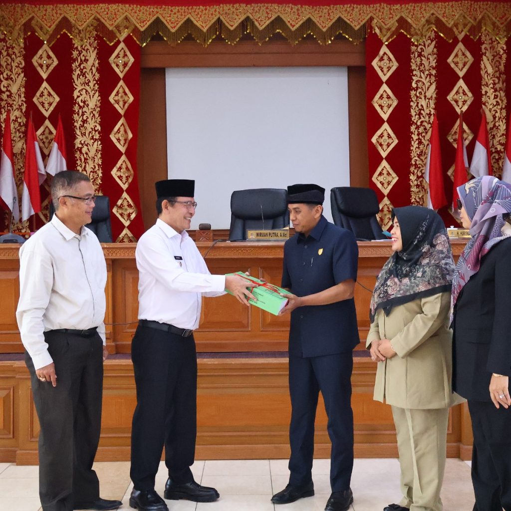 Tanggapan Tujuh Fraksi DPRD Pada Nota Keuangan RAPBD Tahun 2026 Payakumbuh