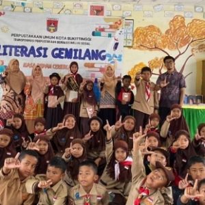 Dinas Perpustakaan dan Kearsipan Bukittinggi Gelar Pelatihan Jurnalistik Untuk Pelajar SD 
