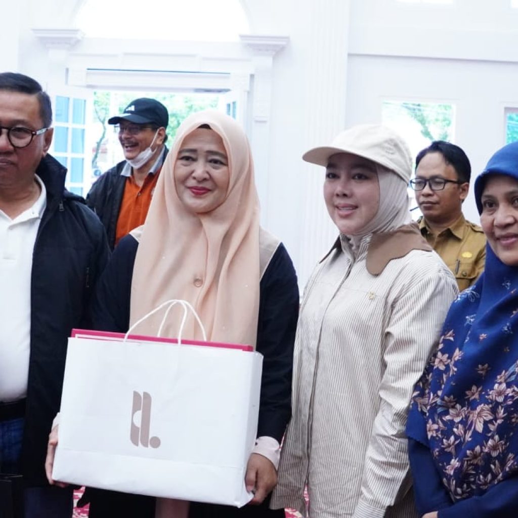 Pemko Bukittinggi Peduli, Santuni 262 Pelajar Terdampak Bencana Galodo Sumatra