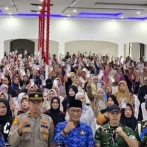 Dinkes Bukittinggi Bersama Kemenkes RI Gelar Sosialisasi GERMAS dan Pemeriksaan Kesehatan Gratis