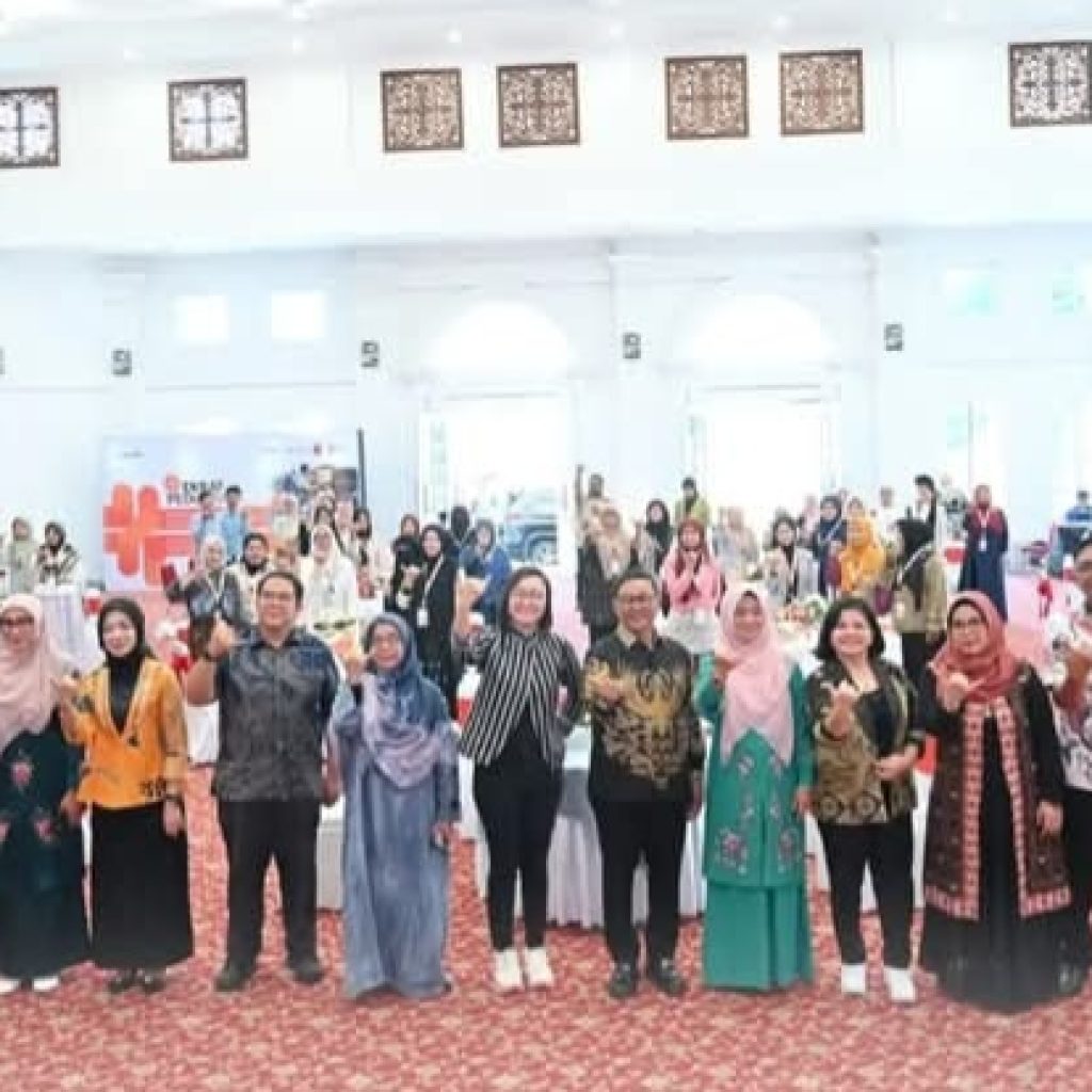 Percepat Rekonstruksi Ekonomi Pascabencana, Pemko Bukittinggi Kolaborasi dengan Kemenekraf Gelar Workshop Desain Kemasan